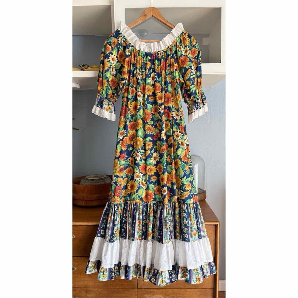 Hawaiian Vtg Lauren Michele Off Shoulder MuuMuu Dress Sunflowers Eyelet Ruffle P - Picture 4 of 9